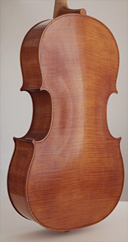 Violoncello in the Venetian violin-making tradition from 1720 # Body length 745mm | Vibrating string length 693mm