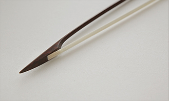 Violin bow with clip-in Frog (from 1650) # Snakewood with boxwood frog | also available with snakewood frog | 617mm | 33-37g