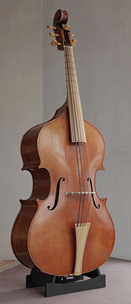 D Violone after Gio: Paolo Maggini, Brescia before 1630 # Body length ca. 1085mm | Vibrating string length approx. 1000mm